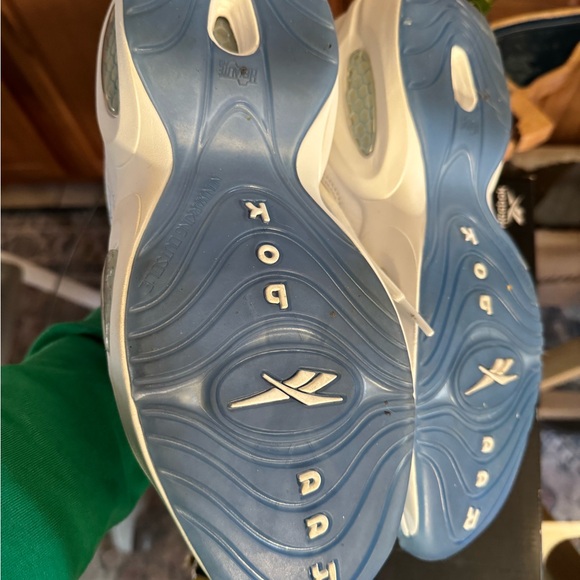 Reebok Question Low Patent Toe Carolina Blue - Picture 4 of 4